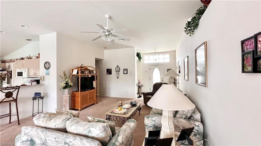 4624 Varsity Circle CIR, LEHIGH ACRES FL 33971