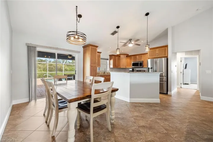 1103 Sw 18th Ave, Cape Coral, Florida 33991