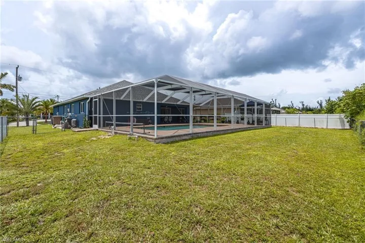 1103 Sw 18th Ave, Cape Coral, Florida 33991