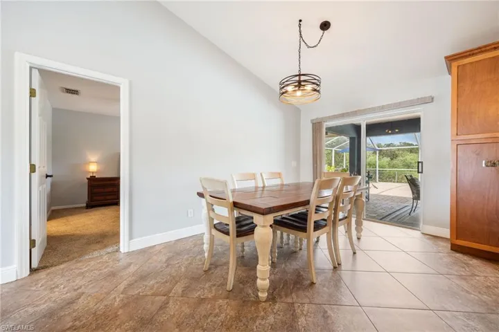 1103 Sw 18th Ave, Cape Coral, Florida 33991