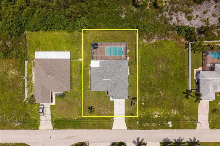 1103 Sw 18th Ave, Cape Coral, Florida 33991