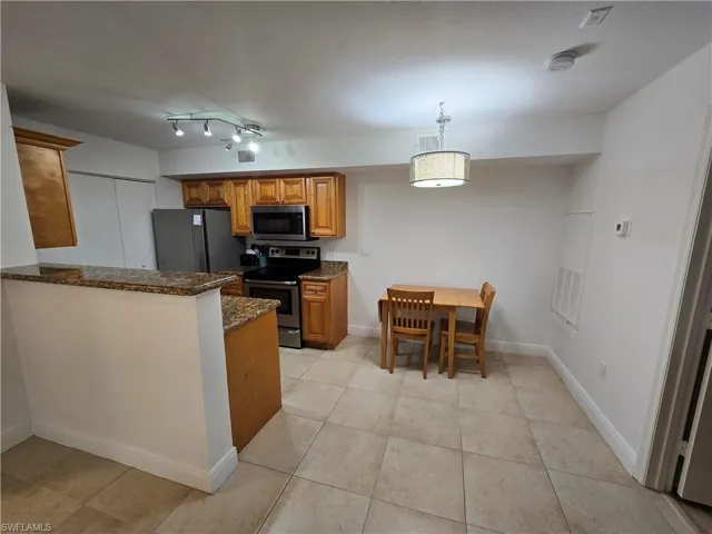 12610  Equestrian  CIR, Fort Myers, FL 33907