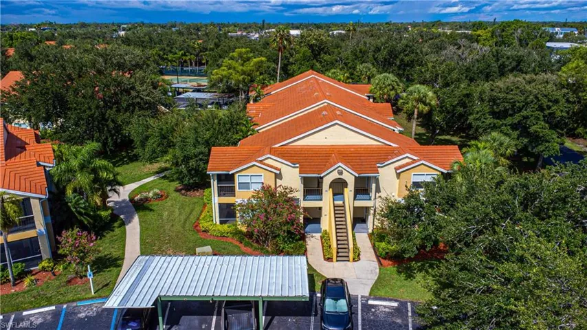 View of birds eye view of property