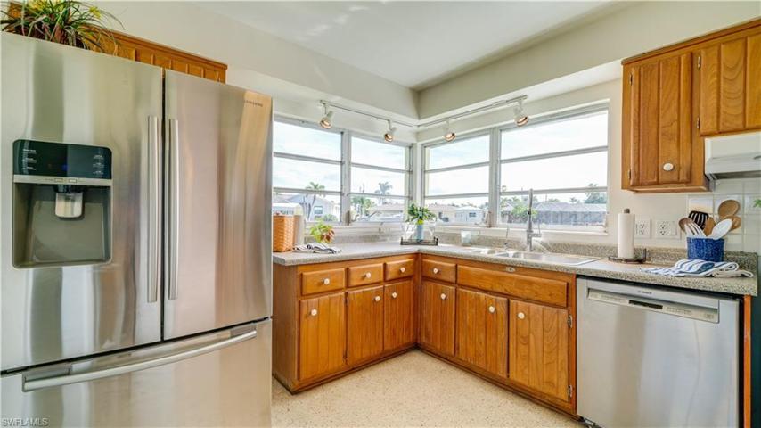 This floor plan offers a nice size kitchen with quality cabinetry and stainless appliances. Keep it, refinish it, replace it. The choice is yours.