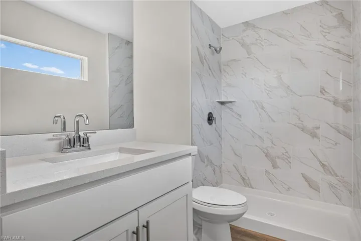 105 Nw 9th Ter, Cape Coral, Florida 33993