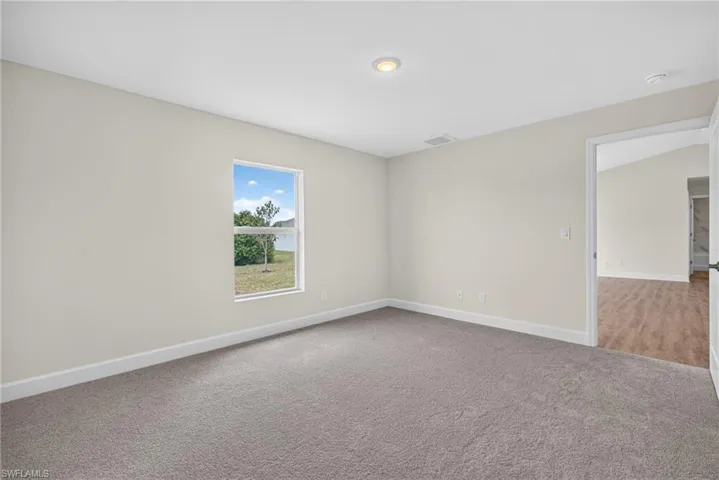 105 Nw 9th Ter, Cape Coral, Florida 33993