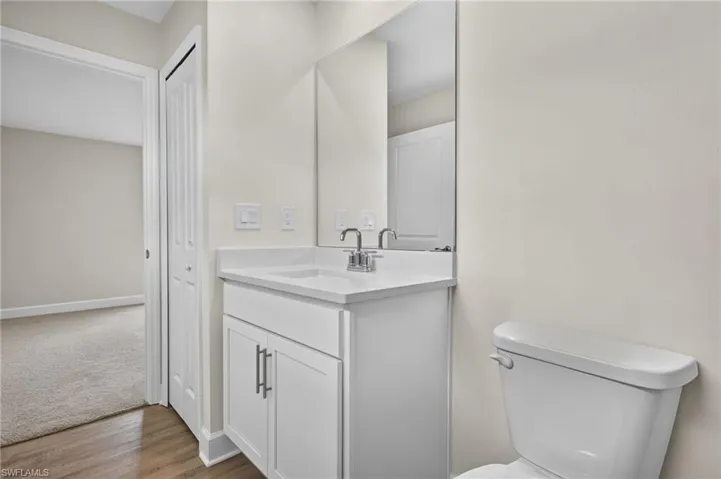 105 Nw 9th Ter, Cape Coral, Florida 33993