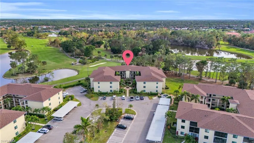 221  Fox Glen  DR, Naples, FL 34104