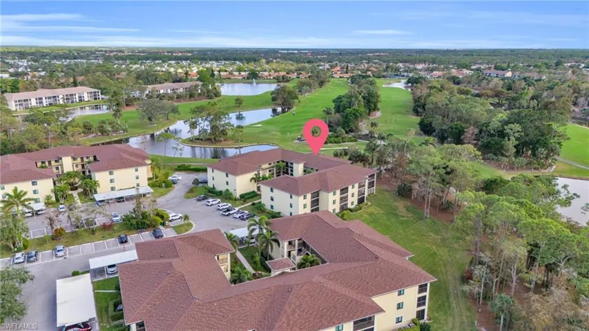 221  Fox Glen  DR, Naples, FL 34104