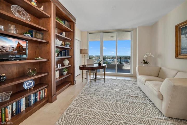 7575 Pelican Bay BLVD # 1401, NAPLES FL 34108