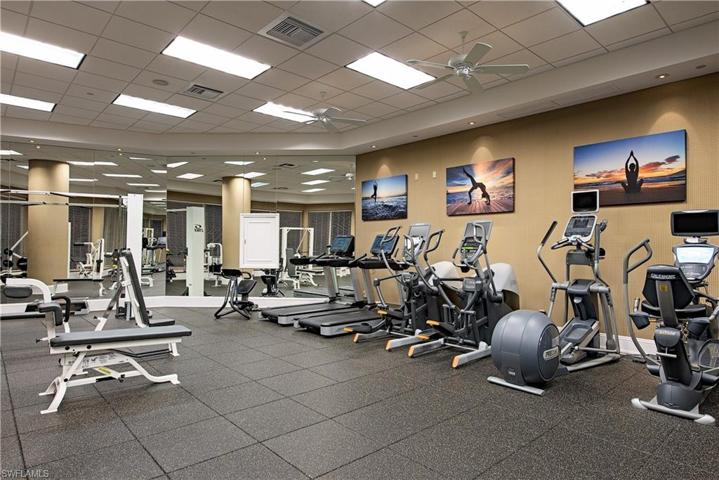 7575 Pelican Bay BLVD # 1401, NAPLES FL 34108