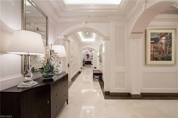 7575 Pelican Bay BLVD # 1401, NAPLES FL 34108