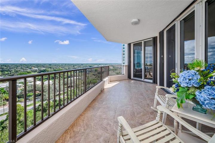 7575 Pelican Bay BLVD # 1401, NAPLES FL 34108