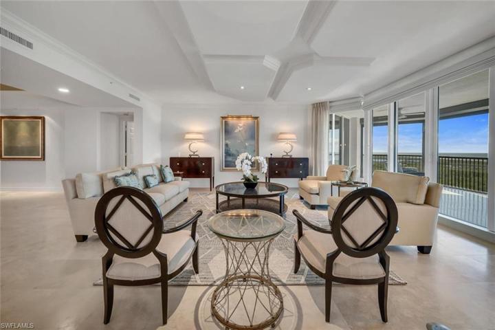 7575 Pelican Bay BLVD # 1401, NAPLES FL 34108