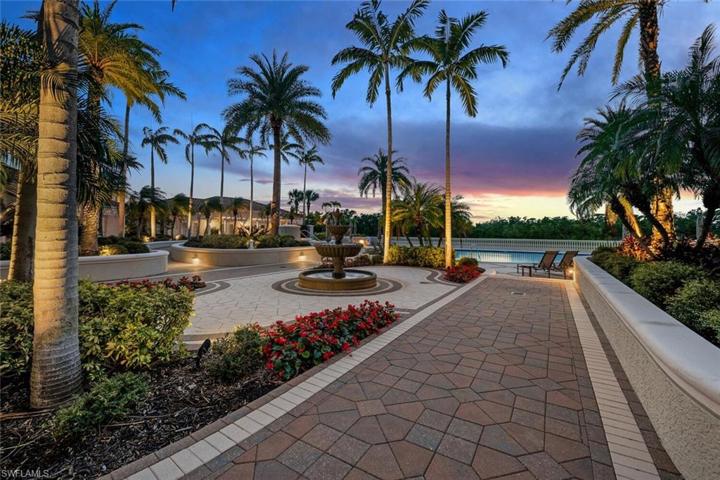 7575 Pelican Bay BLVD # 1401, NAPLES FL 34108