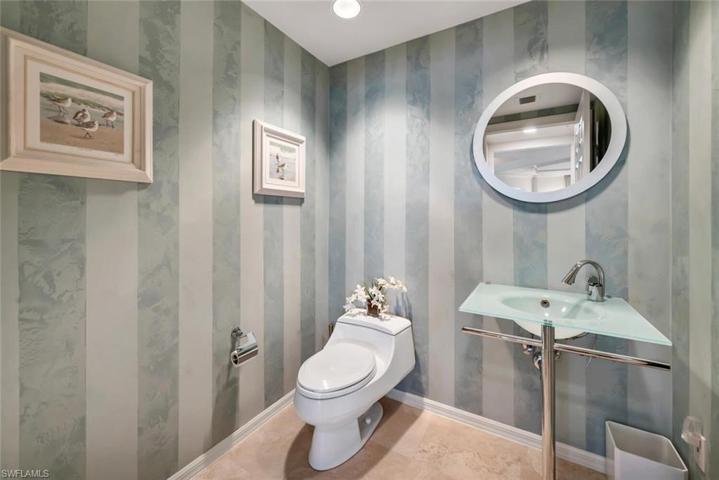 7575 Pelican Bay BLVD # 1401, NAPLES FL 34108