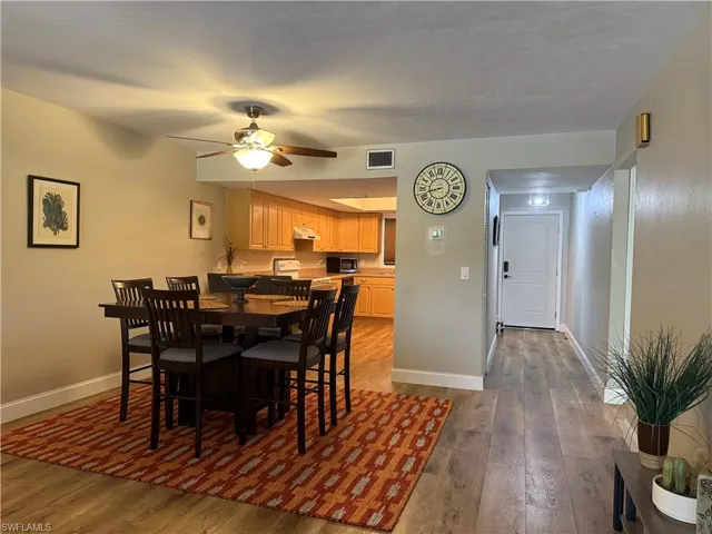 10022  Oxfordshire  LN, Fort Myers, FL 33908