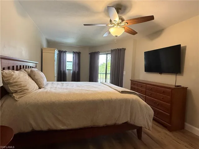 10022  Oxfordshire  LN, Fort Myers, FL 33908
