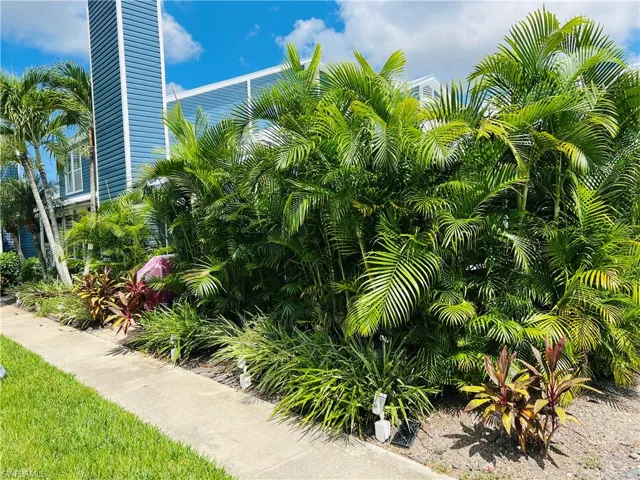 3343  Timberwood  CIR, Naples, FL 34105