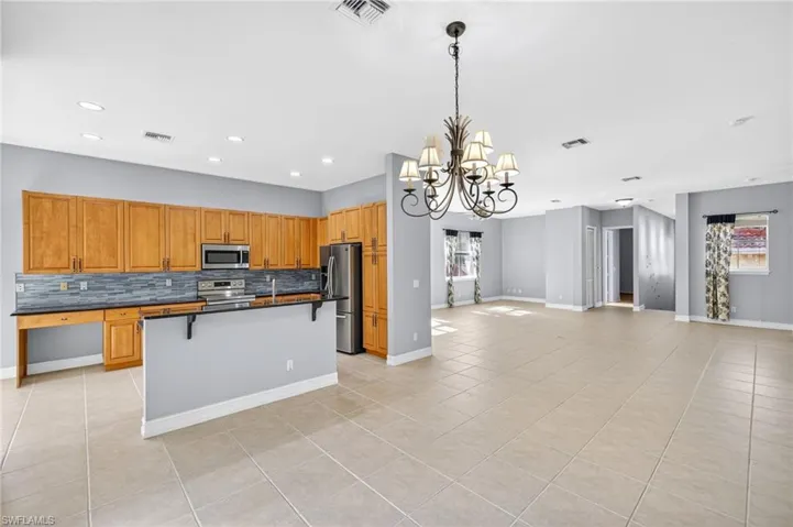 7231  Bergamo  WAY, Fort Myers, FL 33966