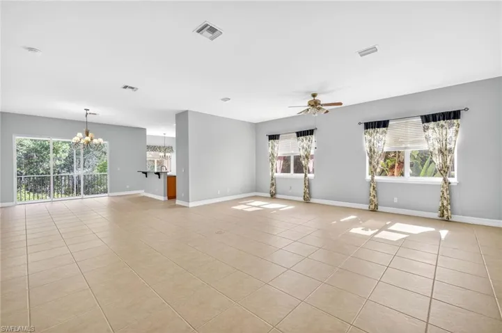 7231  Bergamo  WAY, Fort Myers, FL 33966