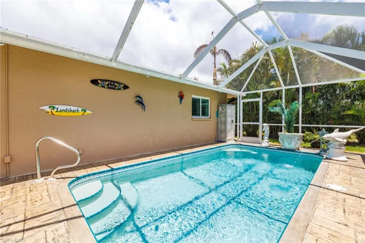 2912 Sw 1st Ter, Cape Coral, Florida 33991