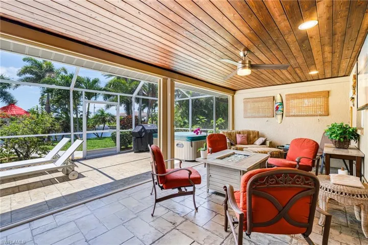 2912 Sw 1st Ter, Cape Coral, Florida 33991