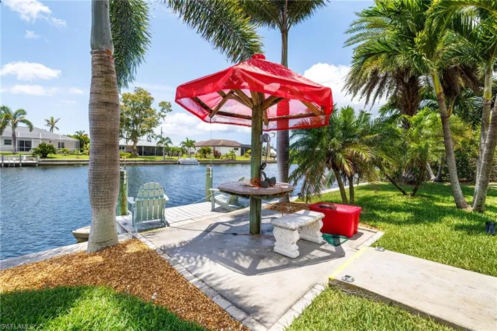 2912 Sw 1st Ter, Cape Coral, Florida 33991