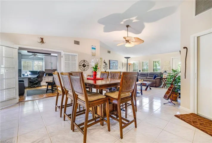 2912 Sw 1st Ter, Cape Coral, Florida 33991