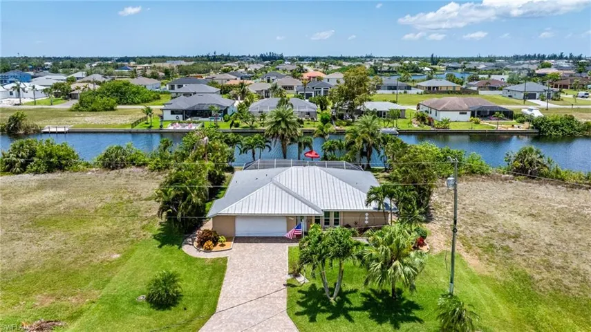 2912 Sw 1st Ter, Cape Coral, Florida 33991