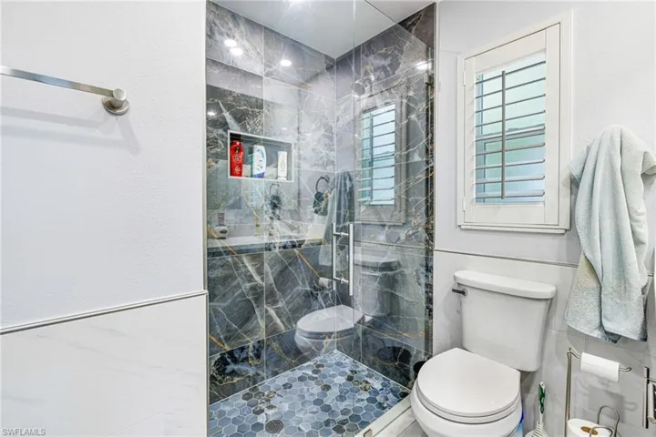2912 Sw 1st Ter, Cape Coral, Florida 33991
