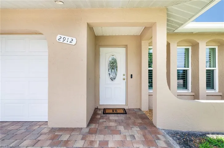 2912 Sw 1st Ter, Cape Coral, Florida 33991