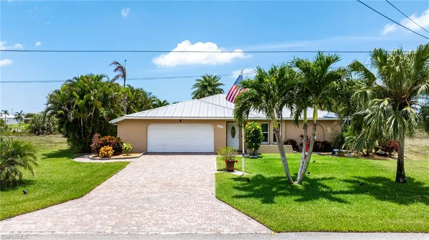 2912 Sw 1st Ter, Cape Coral, Florida 33991