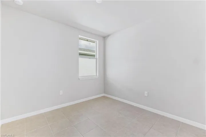 2nd Bedroom / Guest Room