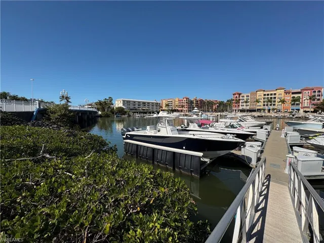 1345  5th S AVE, Naples, FL 34102