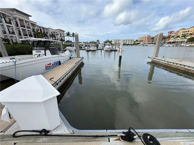 1345  5th S AVE, Naples, FL 34102