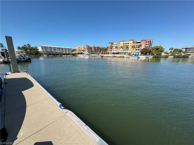 1345  5th S AVE, Naples, FL 34102