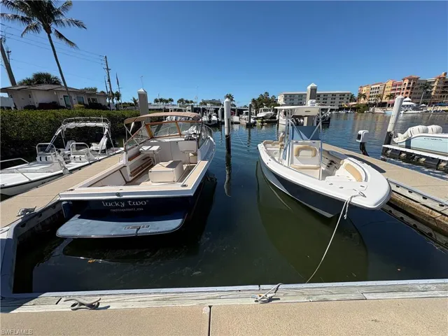 1345  5th S AVE, Naples, FL 34102