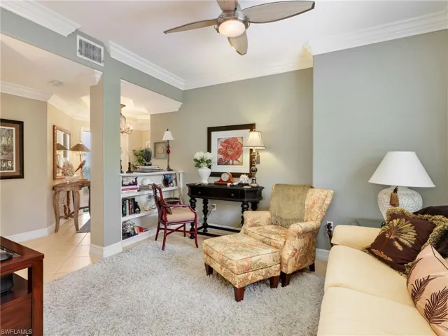 8138 Saratoga Dr 2201, Naples, Florida 34113