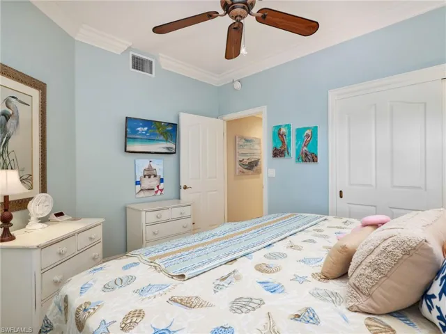 8138 Saratoga Dr 2201, Naples, Florida 34113