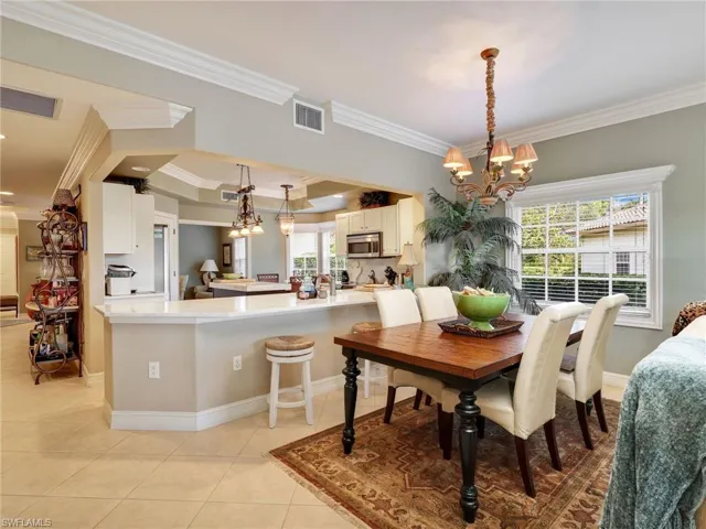 8138 Saratoga Dr 2201, Naples, Florida 34113
