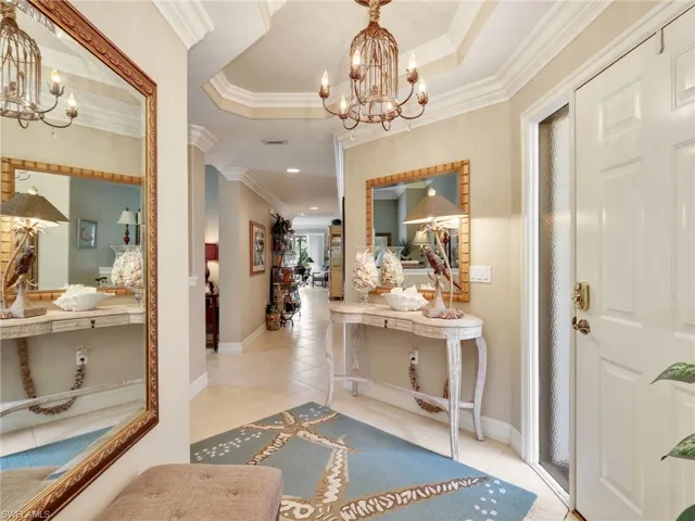8138 Saratoga Dr 2201, Naples, Florida 34113