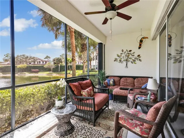 8138 Saratoga Dr 2201, Naples, Florida 34113