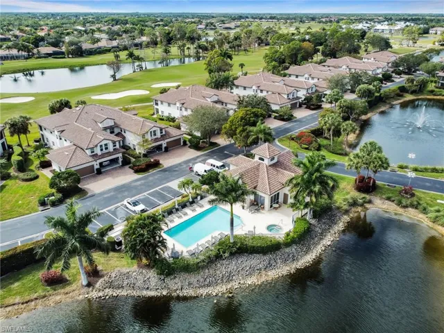8138 Saratoga Dr 2201, Naples, Florida 34113