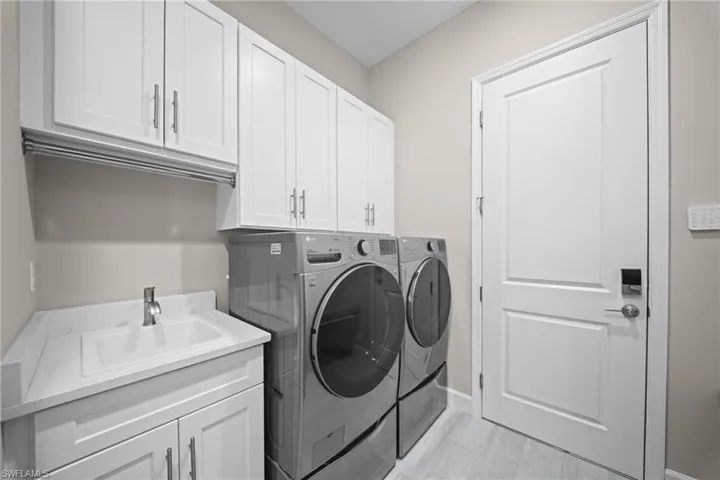 16657 Calistoga Dr, Bonita Springs, Florida 34135