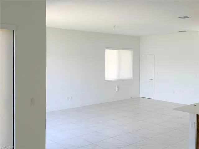 5639  Argento  DR, Ave Maria, FL 34142