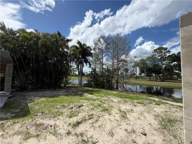 3105 Nw 17th Ln, Cape Coral, Florida 33993