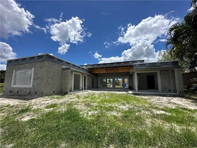 3105 Nw 17th Ln, Cape Coral, Florida 33993