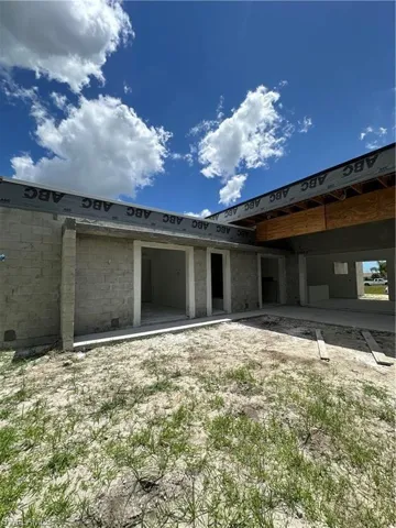 3105 Nw 17th Ln, Cape Coral, Florida 33993
