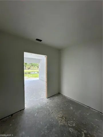 3105 Nw 17th Ln, Cape Coral, Florida 33993